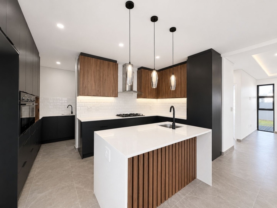 4 Bedroom Property for Sale in Sandown Western Cape
